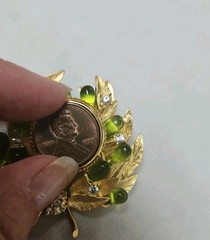 Vtg JBK CAMROSE & KROSS Jaqueline Kennedy Signed JBK USA Greek Coin Brooch