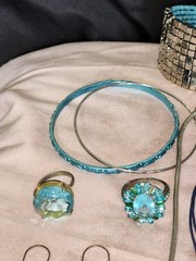Estate Lot Vintage & Contemporary Jewelry Necklaces Bracelets Earrings Rings 19