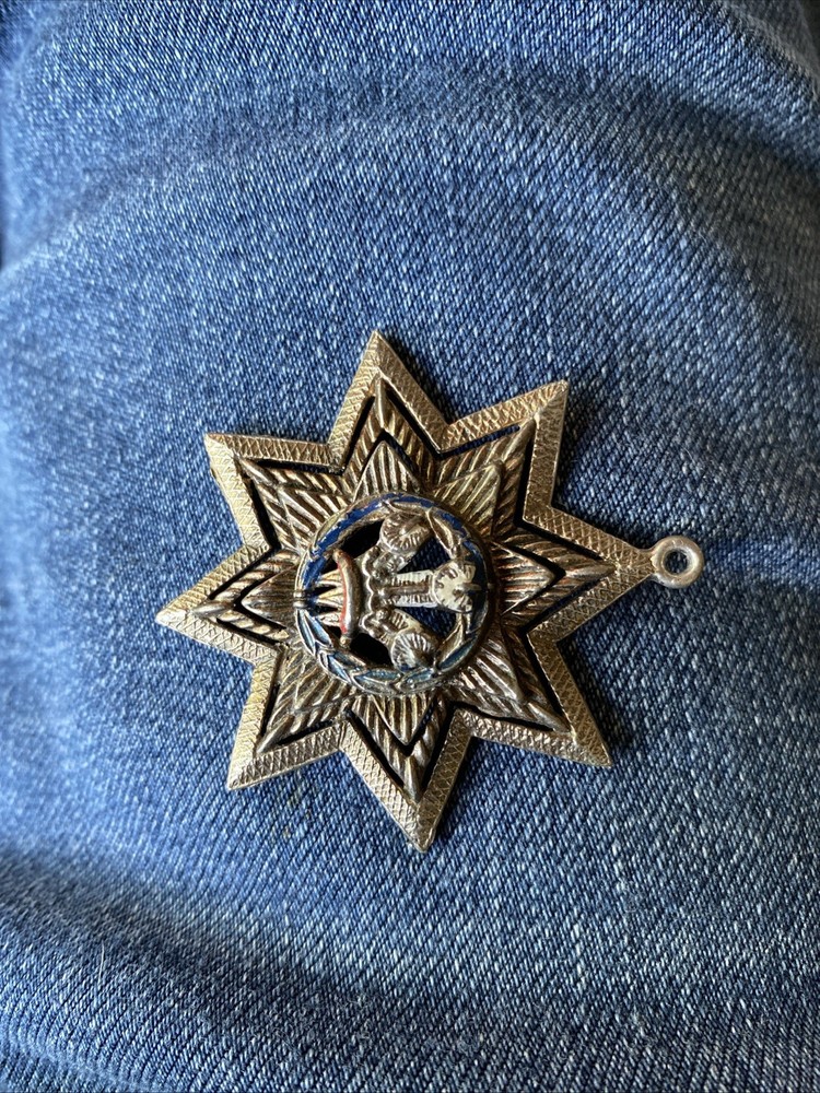 Vintage Prince Of Wales Logo Enamel 8 Point Star Pendant Medallion