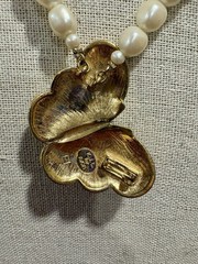 Vintage Womans Necklace “KJL For Avon”Butterfly Faux Pearls See Description