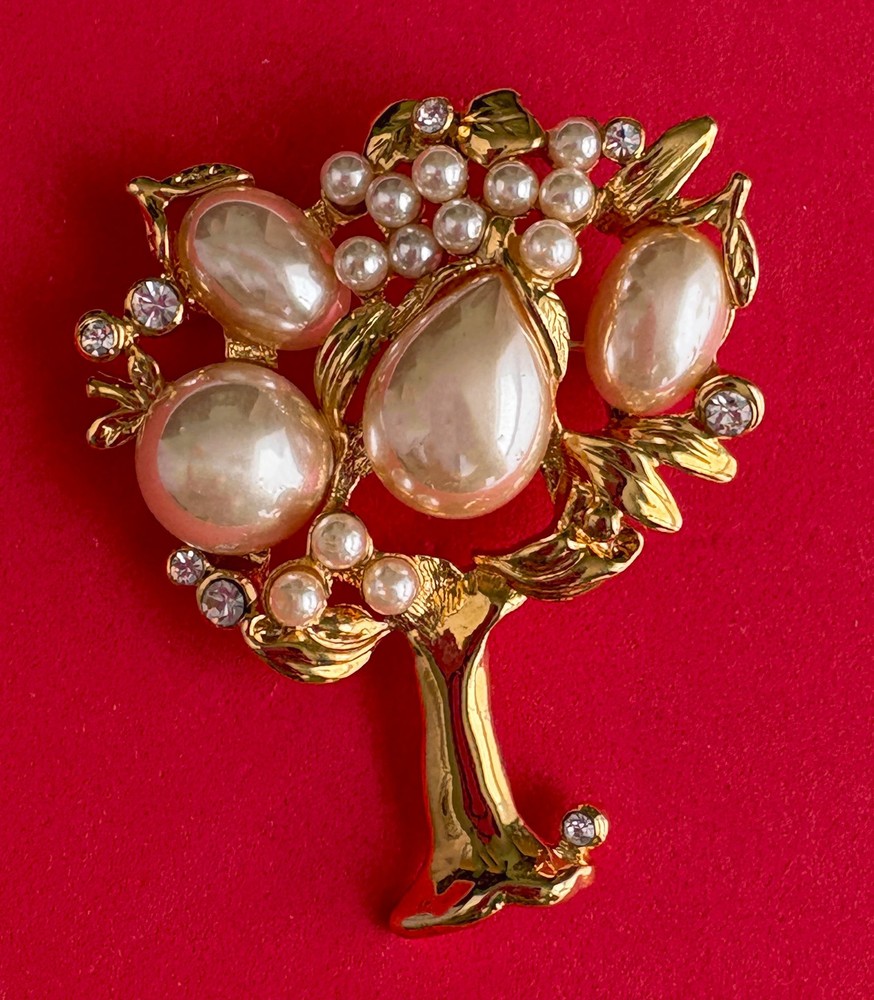 VINTAGE CHRISTMAS TREE BROOCH PIN FAUX PEARLS GOLD NOVELTY GEM CRAFT STYL HTF 53