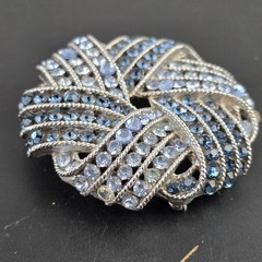Vintage Trifari Blue Rhinestone Brooch Pin Silver Tone Knot Design Mid-Century