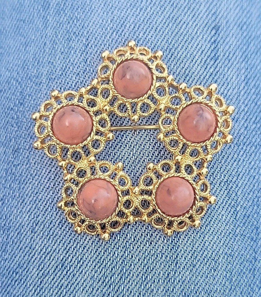 Vintage Sarah Coventry Gold tone Red 5 Stones Brooch Pin Jewelry