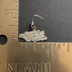 Vintage Bahamas 925 Sterling Silver Vintage Charm Pendant