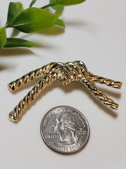 Vintage Gold-Tone Rope Knot Brooch.
