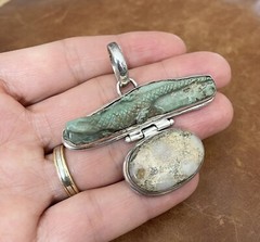 Vintage 925 Green Turquoise, Jasper Artist Created Lizard Motif Large Pendant