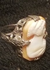 14k Gold Antique Cameo Ring, Shell & Coral, In Original Box, Size 4.75