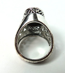 VTG WOMENS 925 STERLING SILVER BLACK ONYX RING SZ 8. TOP: 21mm X 14mm wide