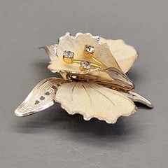 Vintage Flower Brooch Earrings Set Orchid Sugared Clip On Cream Gold Tone