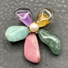 Vintage Flower Brooch Semi Precious Stone Nugget Faux Pearl Gold Tone