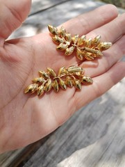 Vintage Kenneth Jay Lane KJL Goldtone Crystal Leaf Rhinestone Clip on Earrings
