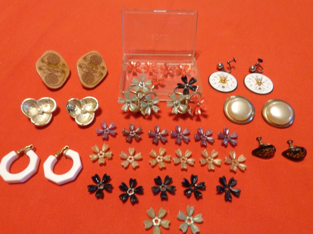 UNIQUE 7 PIECE ANTIQUE ART DECO DISCO EARRINGS COLLECTION 1950s – 1970s # 123