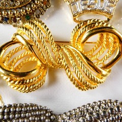 Vintage Pin Brooch Jewelry Lot 15 Piece Mixed Assorted Gold Tone All Pretty