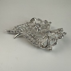 Nolan Miller Rhodium PLATED Crystal Rhinestone Floral Geometric Brooch 3.25”