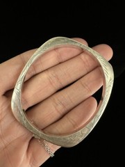 Vintage Sterling Silver Diamond Cut Square Shape Hinged Bangle Bracelet 7”