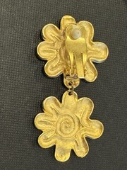Vintage 1980s Dangle Gold Tone Sunburst Flower Earrings Runway Statement 2.25”