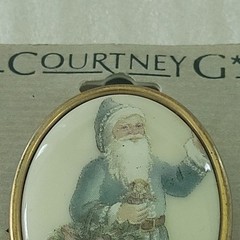Vintage COURTNEY G Grand Nicholas Santa Christmas Brooch Pin Carded