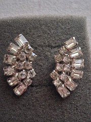 Baguette & round rhinestone glamorous climber clip on earrings, vintage…