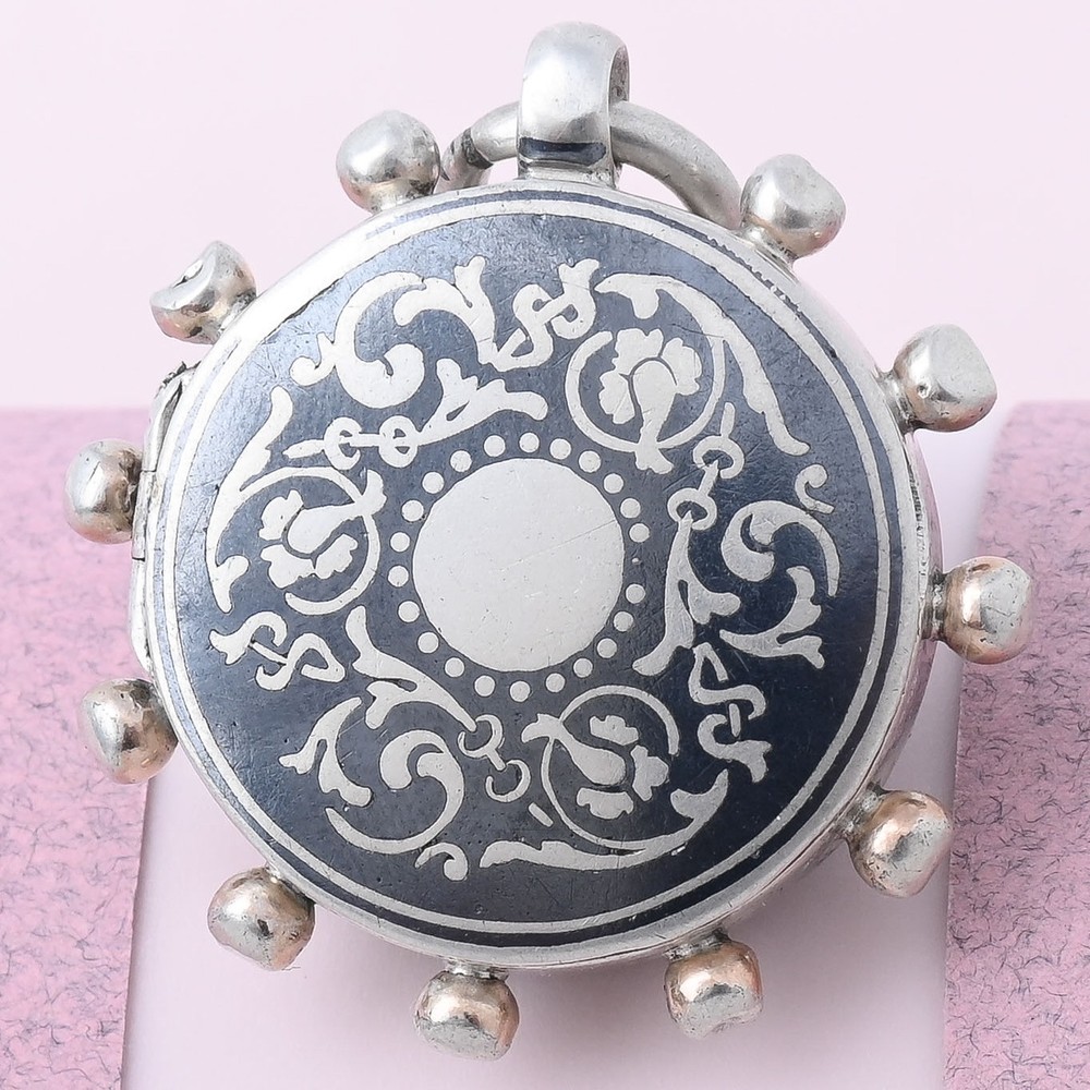 Antique Victorian Niello Silver Unique Foliate Large Double Sided Pendant Locket