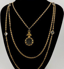 Vintage Signed Goldette 3 Strand Carved Clear Cameo Bezel Necklace Gold Tone