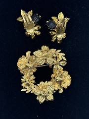Vintage Enameled Uranium Made In Austria Brooch And Earrings Set