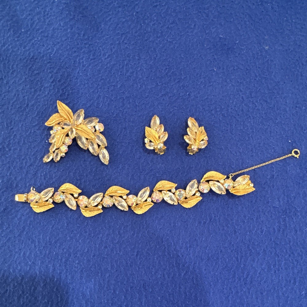 Weiss Signed Gold Tone Clear & AB Rhinestone Leaf Bracelet Earrings Brooch Set