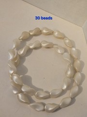 Vintage Fancy Pop Bead Assorted Faux Pearl Tones And Shapes Necklaces