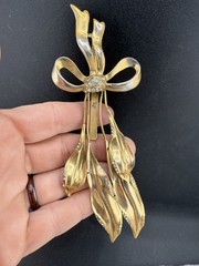 Vintage Bow Brooch Gold Tone Heavy Rhinestones READ