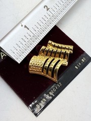 Vintage Anne Klein American Flag Stars Stripes Brooch Pin USA Polished Gold Tone