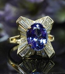 Vintage Tanzanite Baguette Diamond Ballerina 18K Gold Halo Ring Estate 4.3cttw