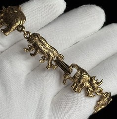 Vintage Noah’s Ark Animal Gold Tone Chunky Round Link Bracelet 7.75in Ladies 30g