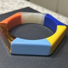 Vintage 2.5” Diameter Multicolor Retro Lucite Hexagon Bangle Bracelet