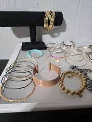 Mixed metal materials lot of 40 bracelets