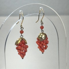 Vintage Gold Tone Red Coral Bead Grape Cluster Drop Earrings French Hook Retro