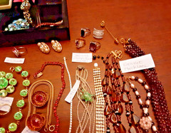Vtg Costume Jewelry lot W/Gold,Silver , Weiss,krementz,Haskell,Hobe &Rhinestones