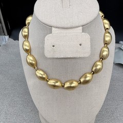 Vintage Necklace Matte Gold Tone Links 16 Inches Classic