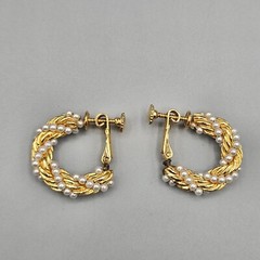 Faux Pearl Rope Earrings Clip On Hoop Classic Twist Screw Back Non-Pierced