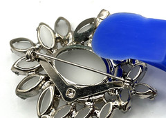 Frosted Satin Glass Brooch Earrings Set Silver Tone Vintage