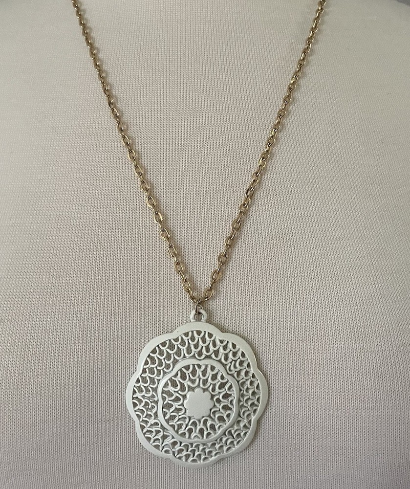 Vintage Large Round White Filigree Statement Pendant Gold Tone Necklace