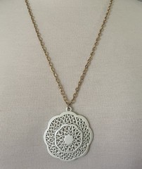 Vintage Large Round White Filigree Statement Pendant Gold Tone Necklace