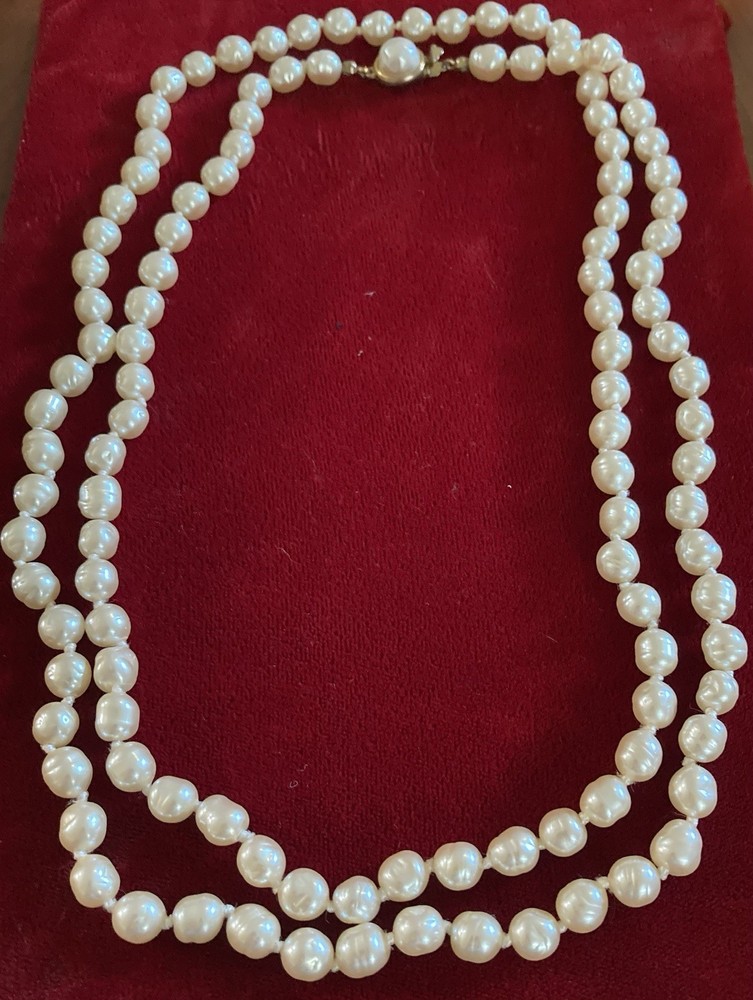 Vintg Long Cultured Freshwater Pearl Necklace Hand Knotted 41” PAT Button Clasp