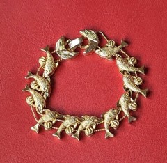 Vintage Gold Tone Dolphin Beach Ball Slide Charm Sliding Charms BRACELET