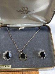 925 Onyx & Marcasite necklace & Earring Set 16″-18” Cloth Necklace