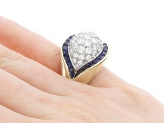 1960s French 0.80 Ct Sapphire 1.72 Ct Diamond 18k Yellow Gold Cocktail Ring