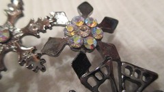 Beautiful Vintage Gunmetal Black Aurora Borealis Rhinestone Snowflake Brooch KC