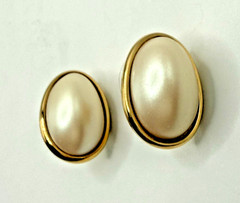 Vintage Givenchy Faux Pearl Gold Tone Oval Button Stud Earrings Signed .75 in