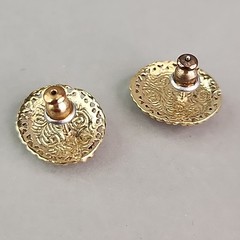 Vintage 1928 Brand Cameo Brooch Pierced Earrings Set Peach Gold Tone Oval