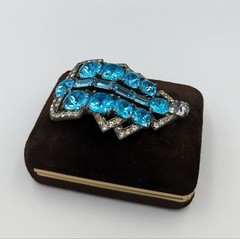 Stunning Big Eisenberg Original Vintage Rare Color Blue/Clear Crystal Fur Clip