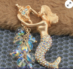 Vintage Mermaid Brooch Crystal Rhinestone Tassel Pin Elegant Gold Tone Ocean