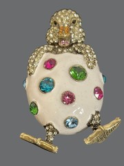 Vintage Retired Heidi Daus Crystal Enamel Chick Egg Brooch Pin Signed Rare HTF